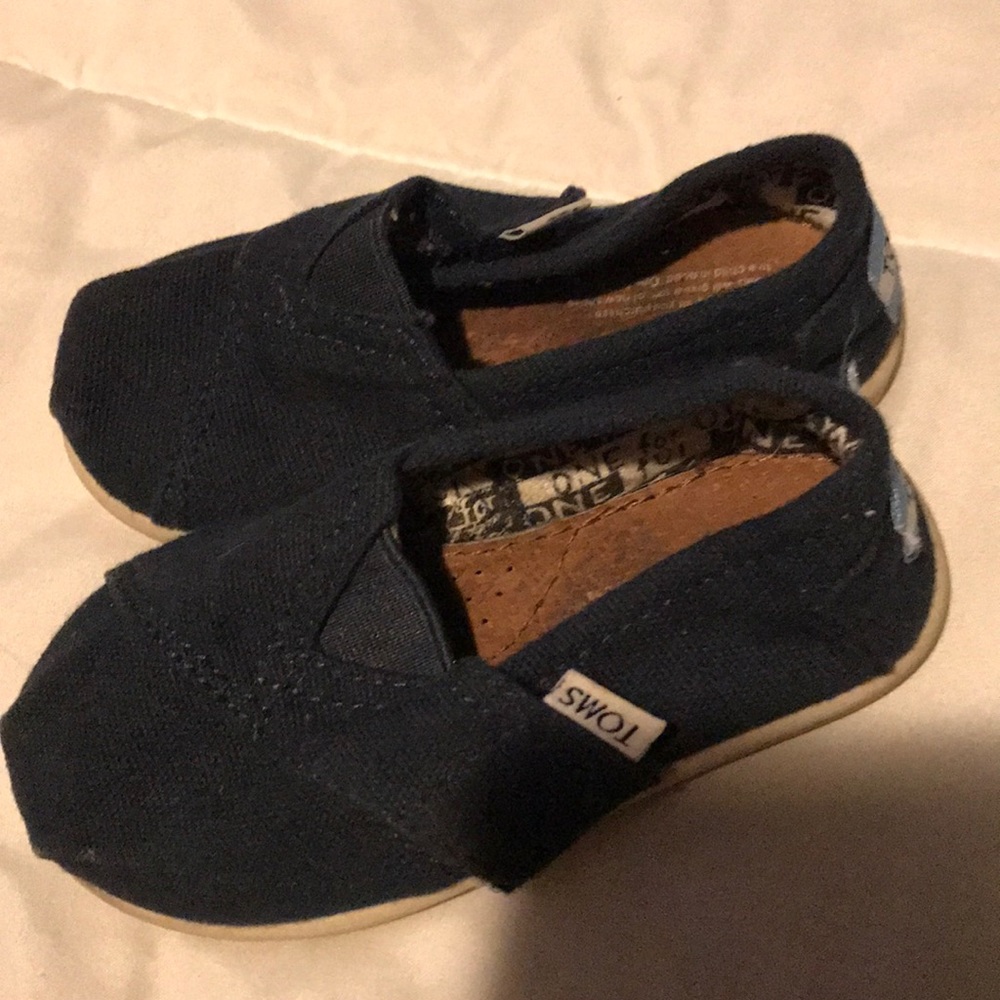 Navy Blue Toms Shoes Toddler Size 6